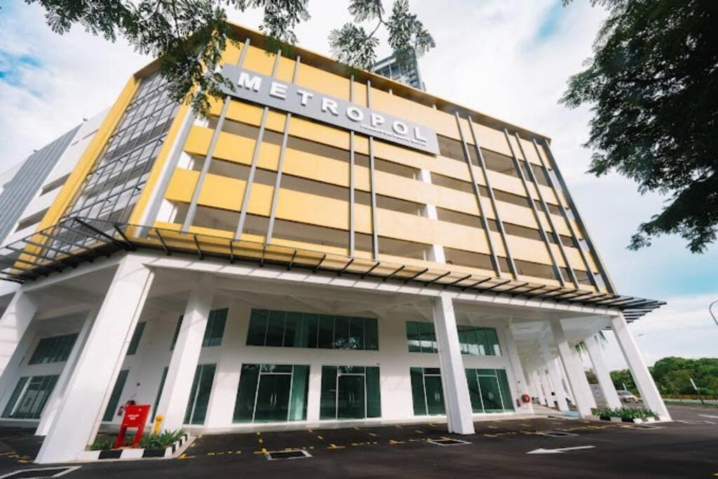 6-8pax Bm Bandarperda Metropol 3minute Kpj Hospital