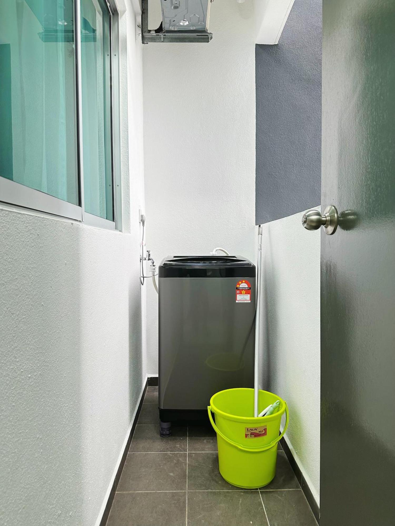 Apartment 6-8pax Bm Bandarperda Metropol 3minute Kpj Hospital *