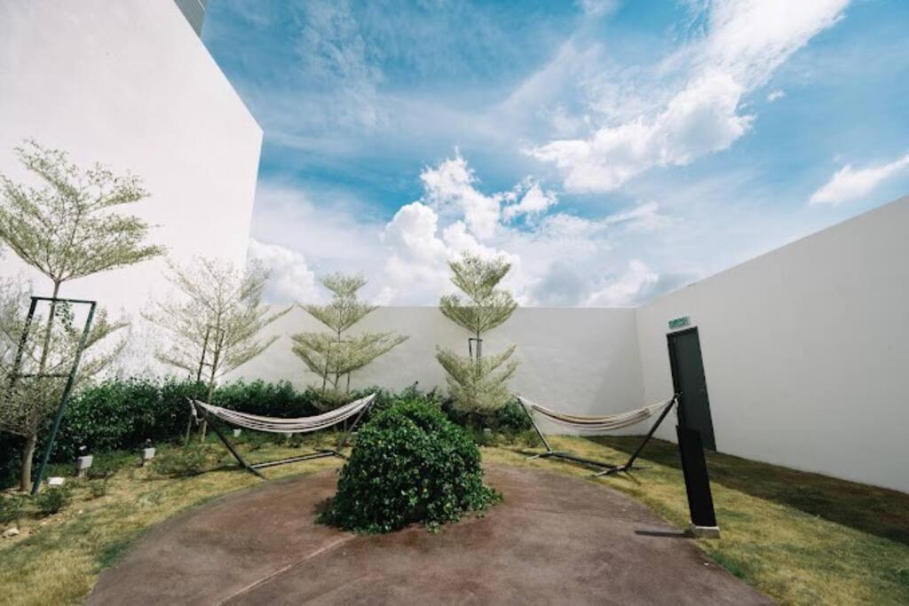 Apartment 6-8pax Bm Bandarperda Metropol 3minute Kpj Hospital